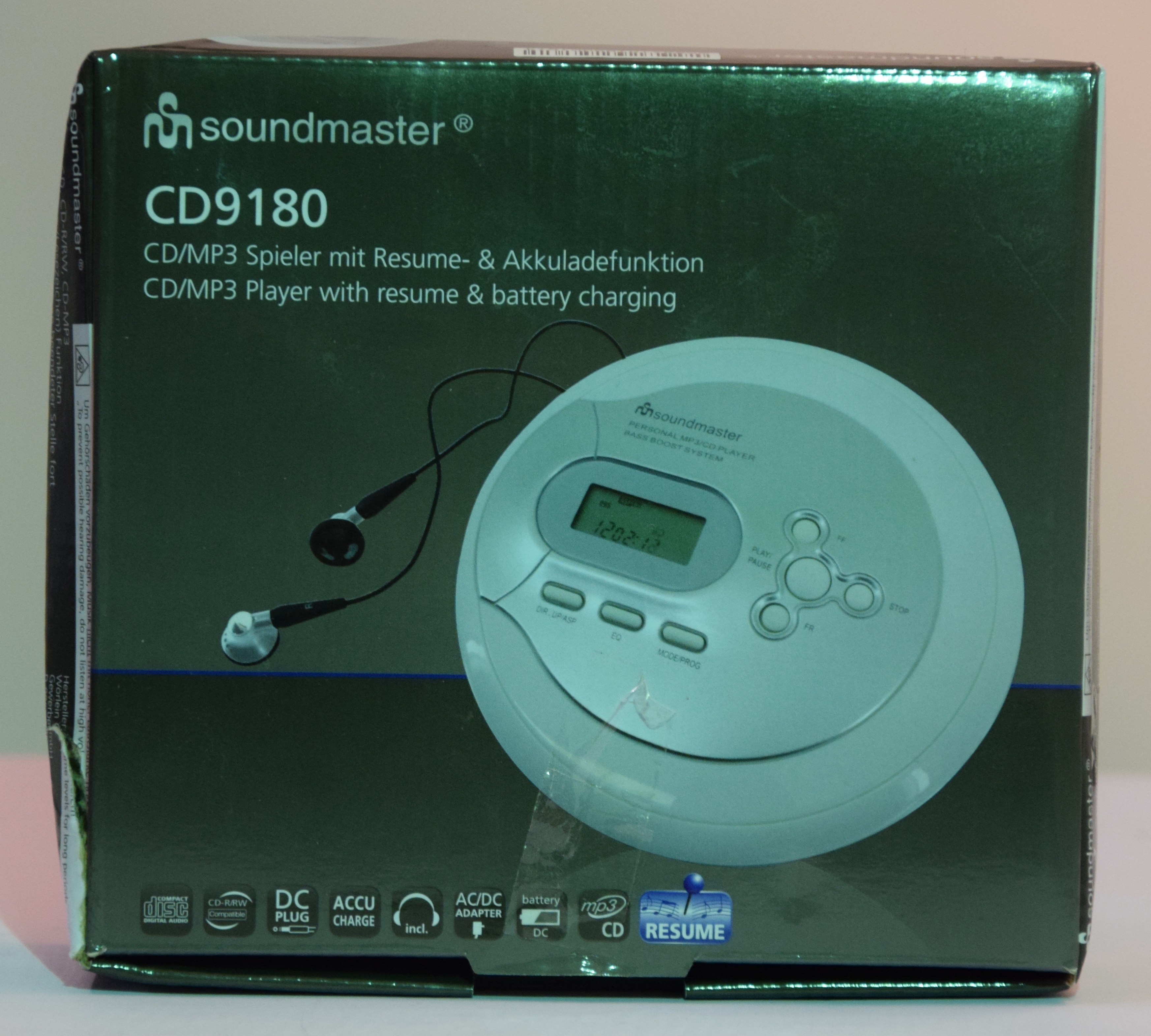 Soundmaster CD9180 CD/MP3Player with ESP, Battery charger and Resume
